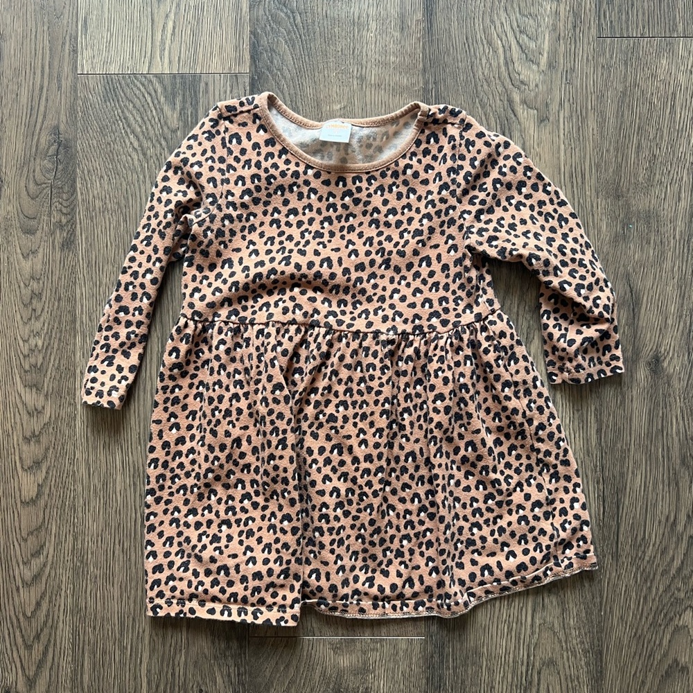 Cheetah/Leopard Long Sleeve Dress 2T